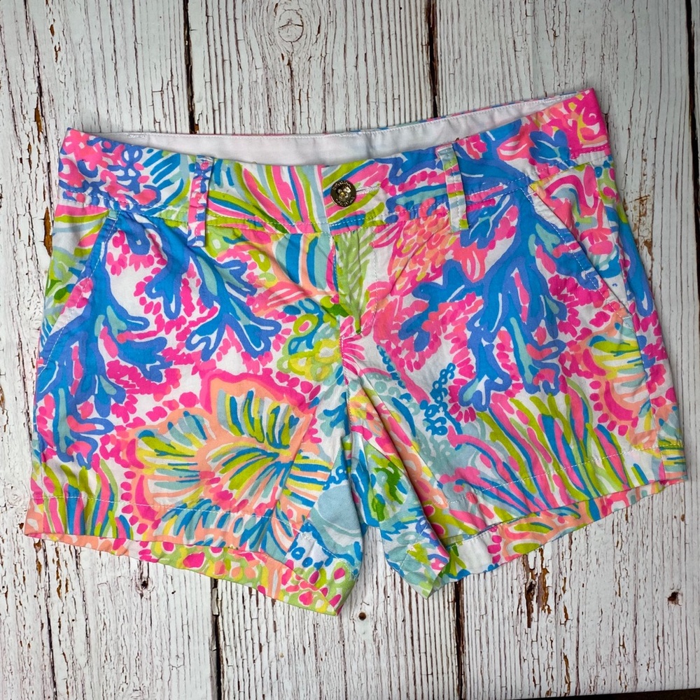 Lilly Pulitzer Callahan Shorts in Lovers Coral